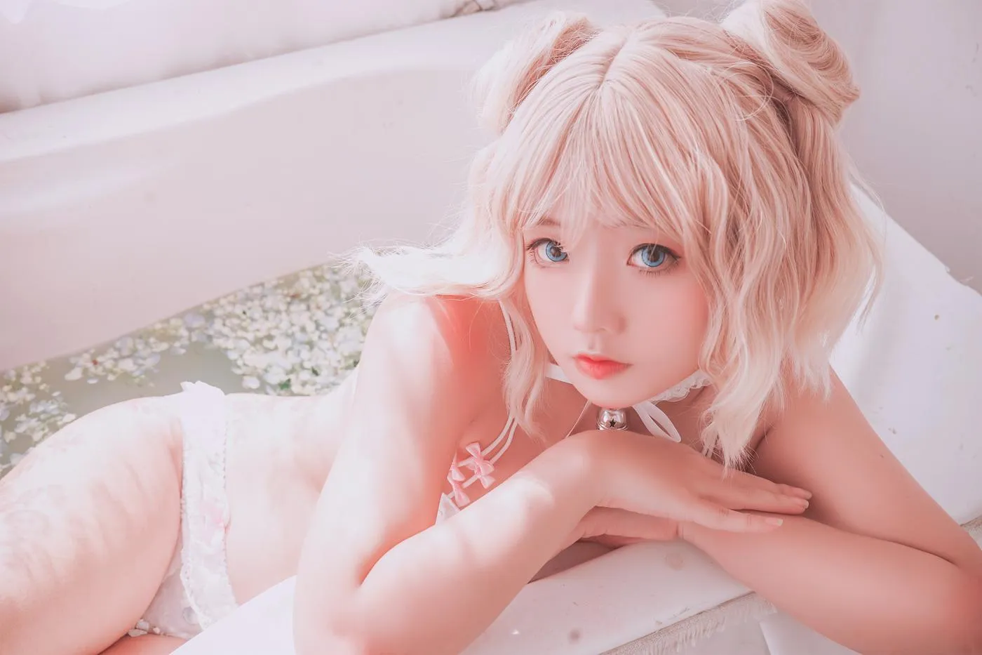 Messie Huang – NO.13 Pure Bath [26P]插图9